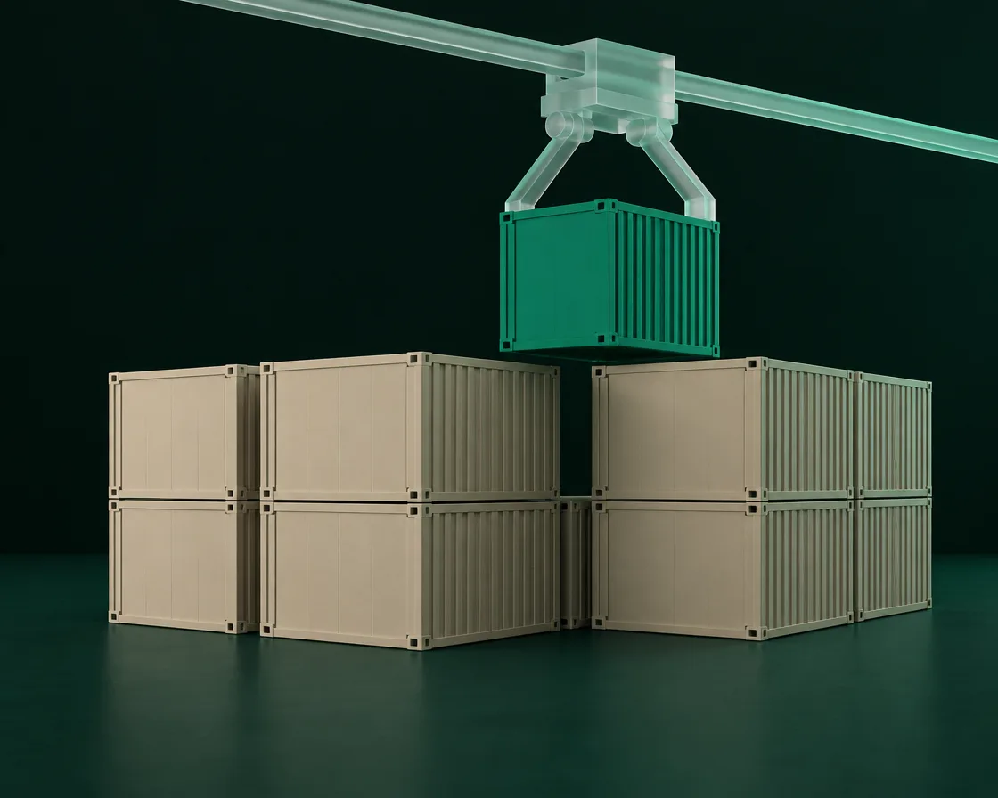 Abstracte 3D-compositie: gestapelde containers met een glazen kraanarm die een groene container plaatst, beeld voor AI in de logistiek